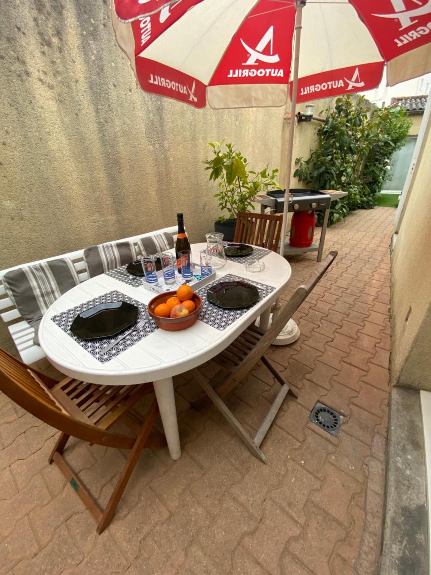 La Maison Des Vacances Chez Genevieve & Norbert 6 A 8 Personnes لي سابلِ دولونْ المظهر الخارجي الصورة