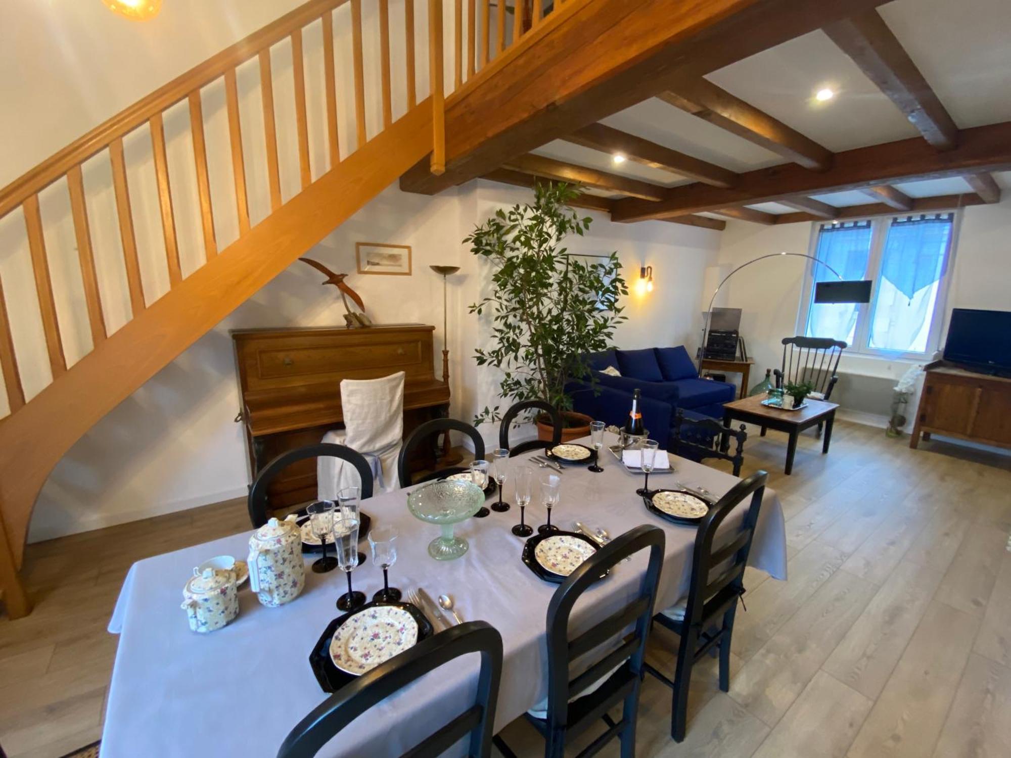La Maison Des Vacances Chez Genevieve & Norbert 6 A 8 Personnes لي سابلِ دولونْ المظهر الخارجي الصورة