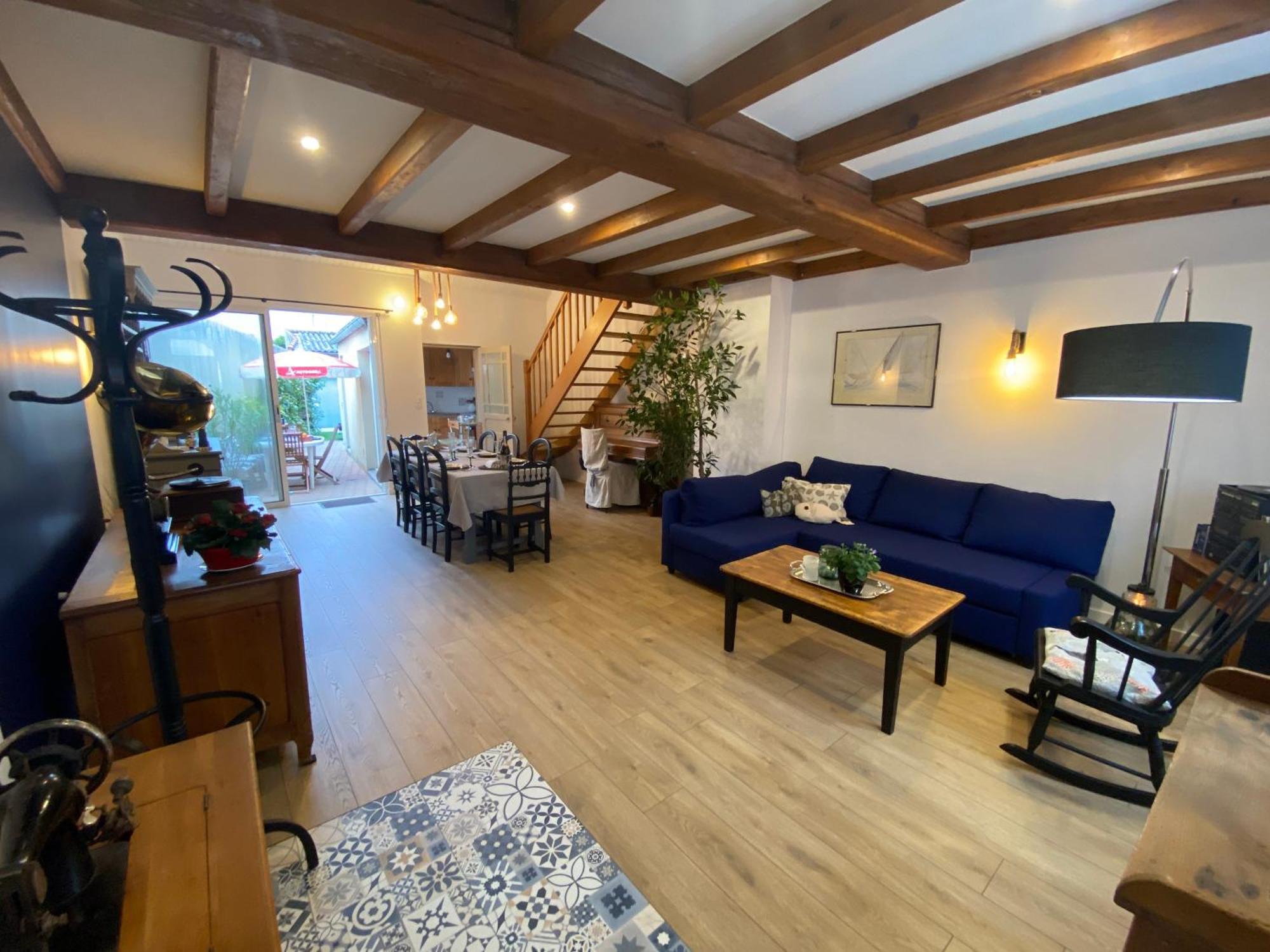 La Maison Des Vacances Chez Genevieve & Norbert 6 A 8 Personnes لي سابلِ دولونْ المظهر الخارجي الصورة